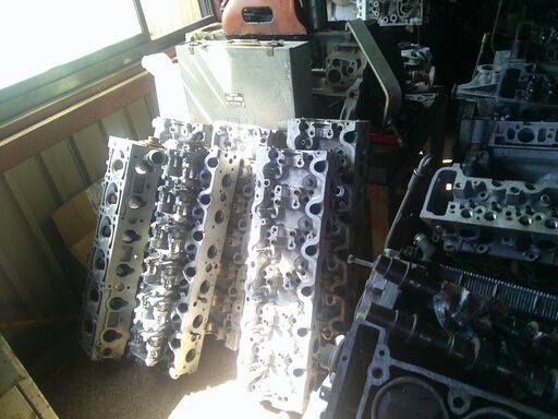 Ｍ.BENZ,124エンジンサービス各車種エンジンシリンダーヘツト販売