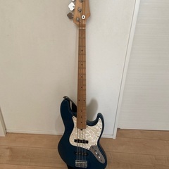 ベース