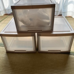 収納ボックス3個の画像