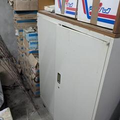 オフィス家具 スチール保管庫