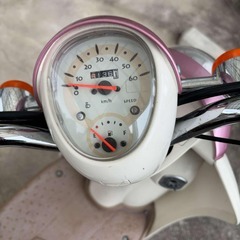 ピンクの妹（原付）の画像