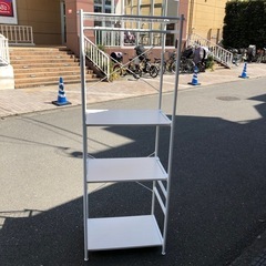 スチールラックの画像