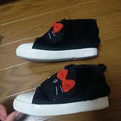 ハローキティ　ボアスニーカー　18センチの画像