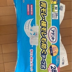 [お渡し決定]介護用品 オムツ、シーツ、パットの画像