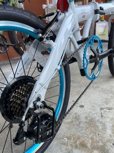 RENAULT（ルノー）折り畳み自転車 軽量 １０キロ  管理番号12103