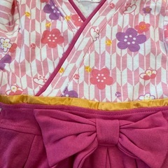 ほぼ新品 ベビー袴　90 ピンクの画像