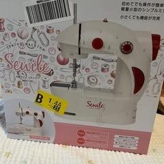 【新品未使用】小型ミシンの画像
