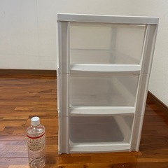 収納ボックスの画像
