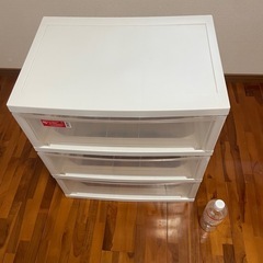 収納ボックスの画像