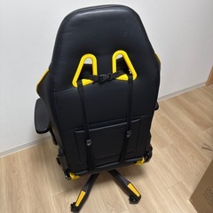 E-WIN ゲーミングチェア オフィスチェア リクライニング 前傾機能 肉厚の画像