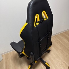 E-WIN ゲーミングチェア オフィスチェア リクライニング 前傾機能 肉厚の画像