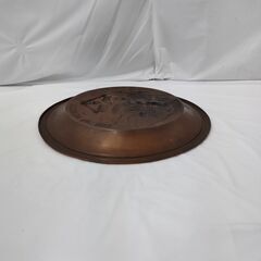 JME044K) ★大特価★ヨーロッパ雑貨 イエス・キリスト銅風円盤 十字架/クロス アンティーク小物/飾り 重量848g（土台込み）/材質不明 中古品の画像