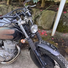 ヤマハSR400の画像