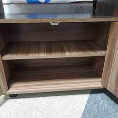 バタフライ 収穫付きダイニングテーブルの画像