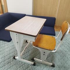 学校の机　学習机