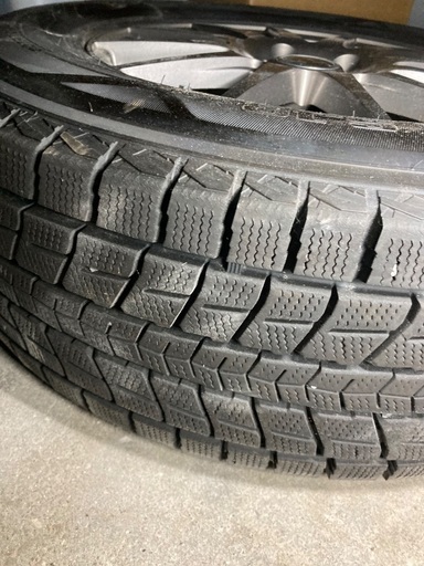 スタッドレス　タイヤ　ホイール　バンガード　