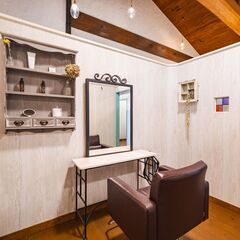 倉敷のヘアカラー専門店  leeloo｜髪質改善カラー・白髪染め・ツヤ髪仕上げが得意です！ - 倉敷市