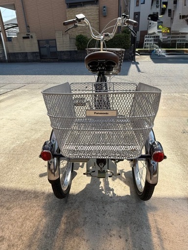 お譲りできました　
Panasonic 電動三輪車ビビライフ