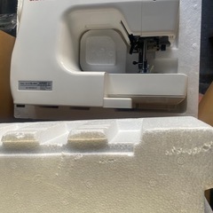 ジャノメ製の電子ミシンN-515の画像