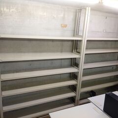 事務用天井突っ張りラック　6段　スチール製（2台）の画像