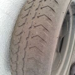 テンパータイヤT125R70D16　96Mの画像