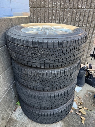 15インチホイールタイヤセット（スタッドレス）