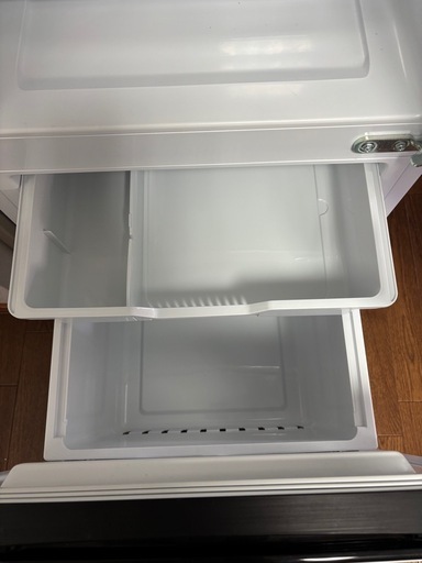 ハイセンス2ドア冷蔵庫135L　2023年製