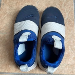NIKE ナイキ　プレスト　エクストリーム　ネイビー×ブルー　20㎝　キッズの画像