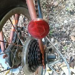 折り畳み自転車の画像