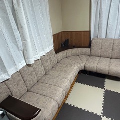 【値下げしました】収納ボックス付きソファー