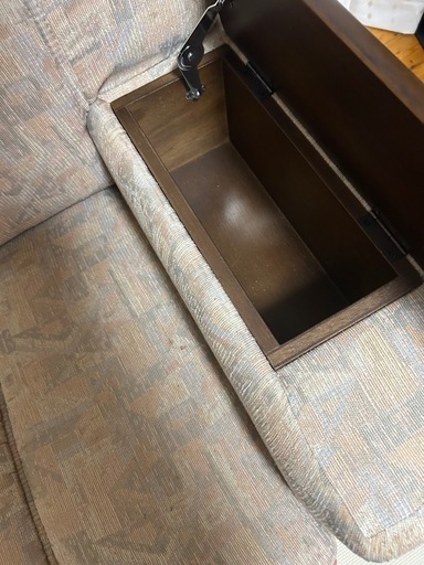 【値下げしました】収納ボックス付きソファー