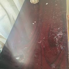 デスク　無料　重厚感のある木製の画像