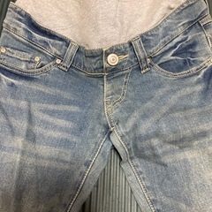 梨花愛用のマタニティーパンツの画像