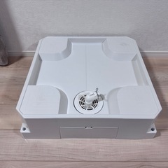[美品]ドラム式洗濯機対応の洗濯機防水パン カラー/スノーホワイ...