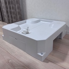 [美品]ドラム式洗濯機対応の洗濯機防水パン カラー/スノーホワイト　SINANEN（シナネン） USB-6464SNWの画像