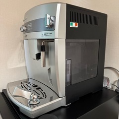デロンギ 全自動コーヒーメーカー マグニフィカ ESAM03110Sの画像