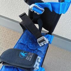 組立て済！アイウォーク3.0 iWALK3.0 ハンズフリー松葉杖

の画像