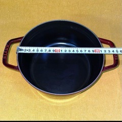 ストウブ鍋（本日まで）の画像