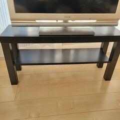SONYテレビとIKEAのテレビ台の画像