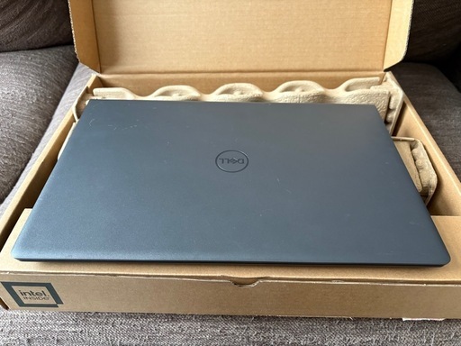 DELL Inspiron 15 3530ノートパソコン