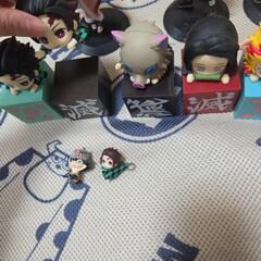 鬼滅の刃 フィギュアなど セット売りの画像