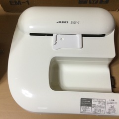 受け渡し完了しました　JUKI刺繍機EM-1とJUKI家庭用ミシン HZL-008(ジャンク品)の画像