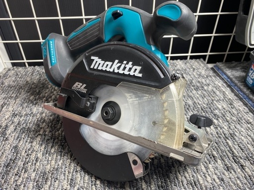 【中古】 【動作OK】 【店頭引取限定】MAKITA（マキタ）充電式チップソーカッター CS551D