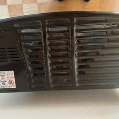 温風自動開閉するファンヒーターの画像