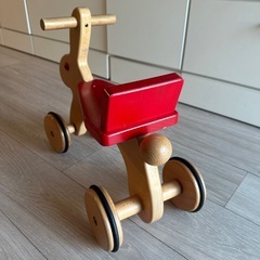 木製　室内用うさぎ四輪車の画像