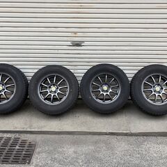 スタッドレスタイヤ＆ホイールセット　ＲＡＶ４装着分