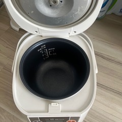 炊飯器の画像