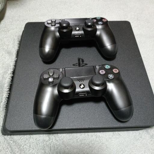 【取引中】PS4 本体 コントローラー×2  コード類