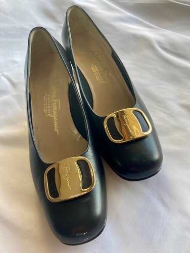 【美品】Salvatore Ferragamo　　　　　　　　フェラガモ　パンプス　C46