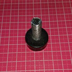 【中古品】事務用デスク 脚 ネジ アジャスター 9個の画像